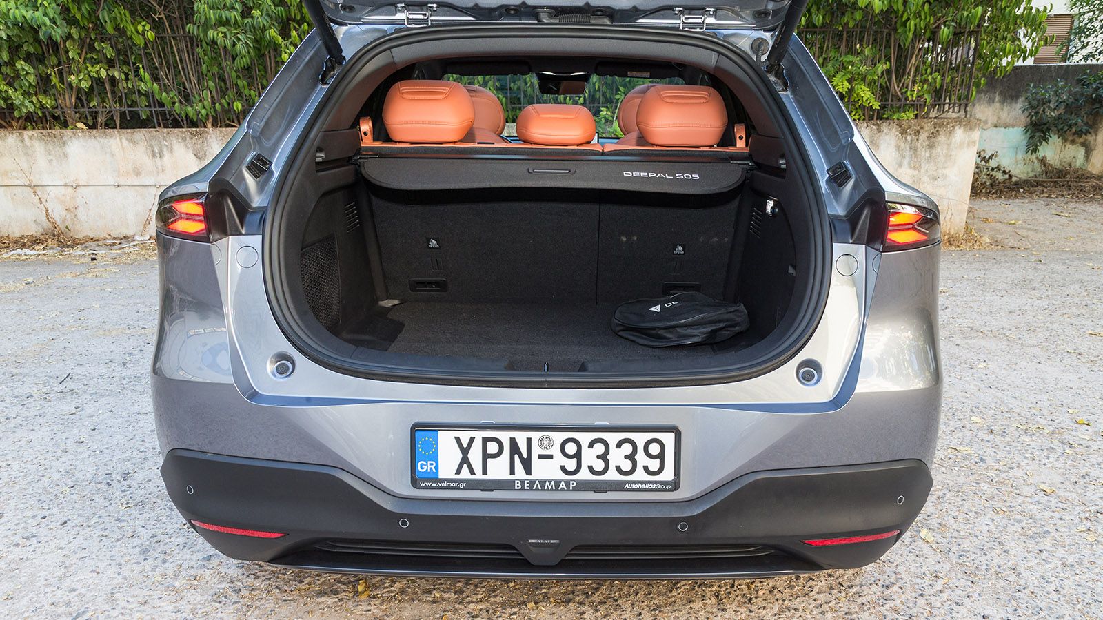 Changan Deepal S05. Τι βαθμό παίρνει σε κατανάλωση, χώρους, επιδόσεις, εγγυήσεις.
